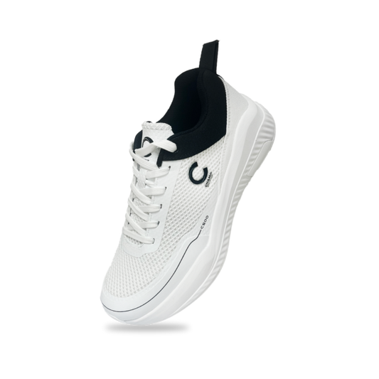 Champ C500 Spikes - White and Black